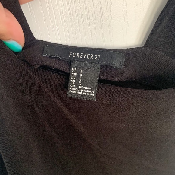 Forever 21 Crossback Mesh Panel A Line LBD - Picture 4 of 5